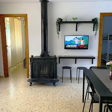 Alpehytte Beachfront House *