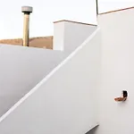 Beachfront House Σαλέ Piles
