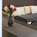 Beachfront House Σαλέ