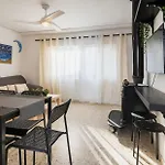 Beachfront House * Piles