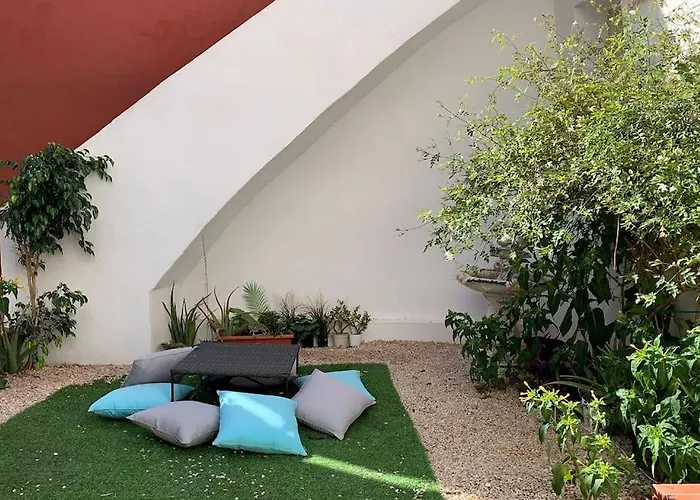 Шале Beachfront House Пилес