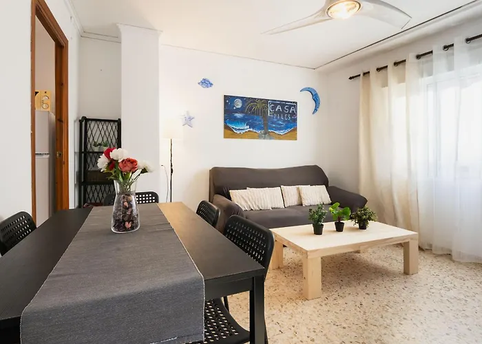 Beachfront House Пилес