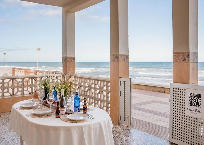 Beachfront House Шале *